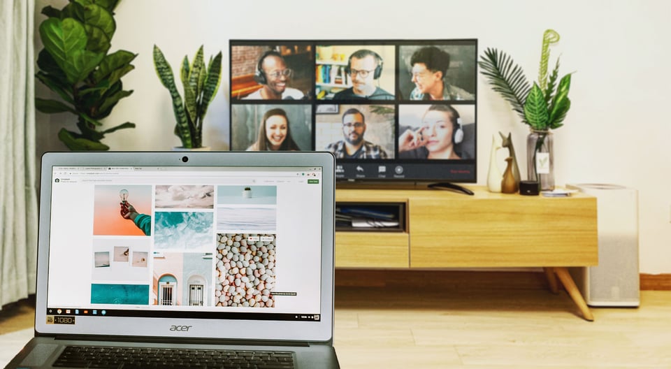 AirParrot mirrors remote meeting screen to TV